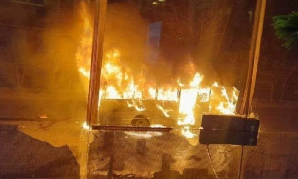 Αφγανιστάν: Σημειώθηκε έκρηξη σε λεωφορείο με τουλάχιστον 2 νεκρούς- Την ευθύνη ανέλαβε το Ισλαμικό κράτος